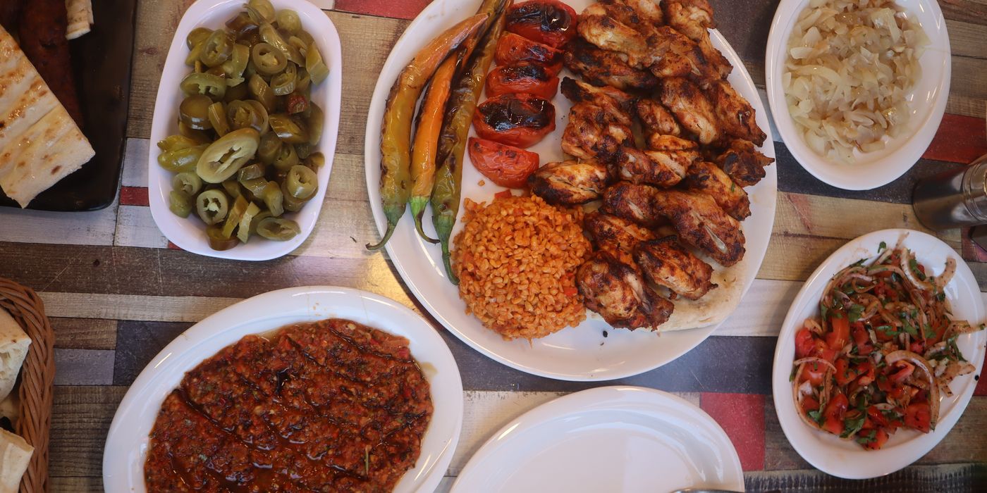 Kalabalık Aile Yemeği İçin Hangi Menü? Kişi Sayısına Göre Öneriler